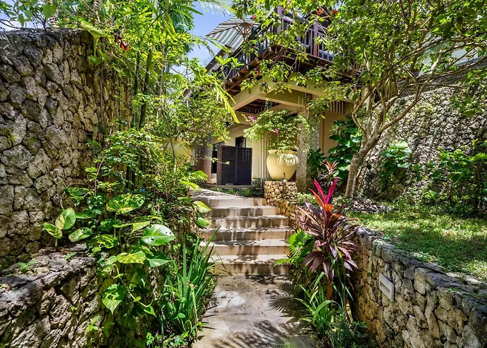 All Vacation Rentals Boutique Hotel Cantik And Karma Beach Club